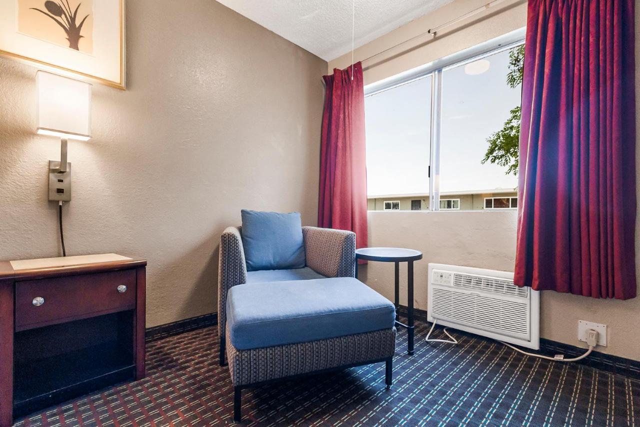 Heritage Inn Express Hayward Eksteriør billede